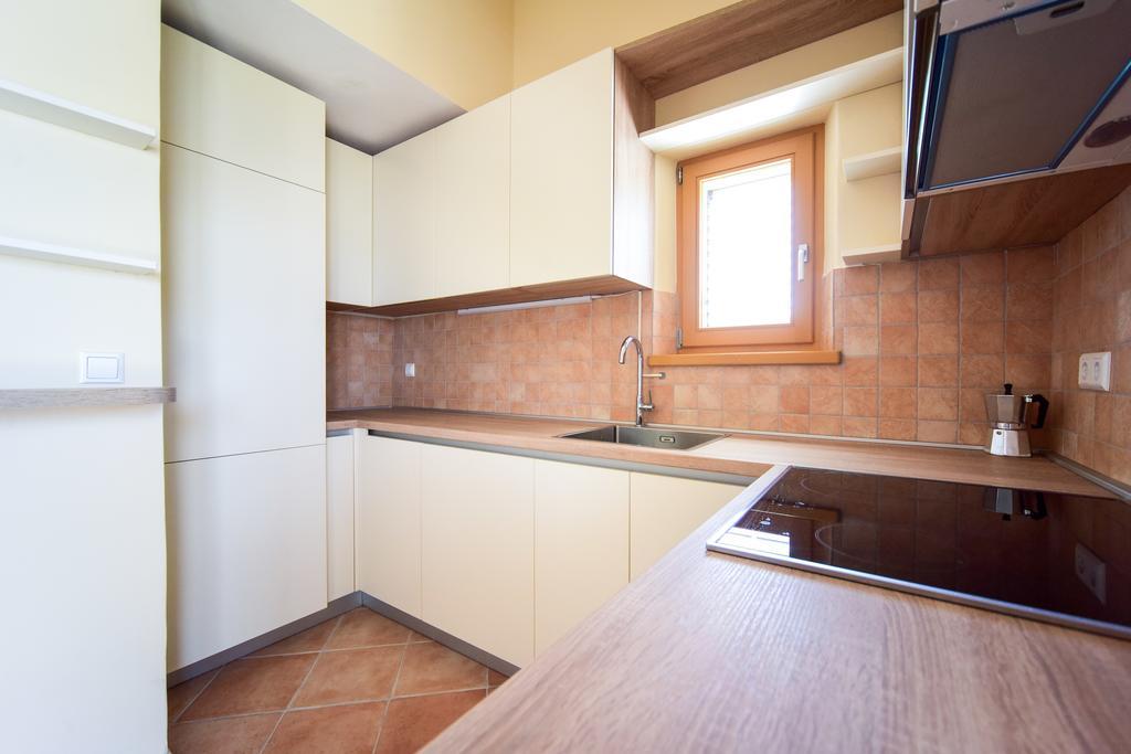 Apartments Villa Perla Rovanjska Habitación foto